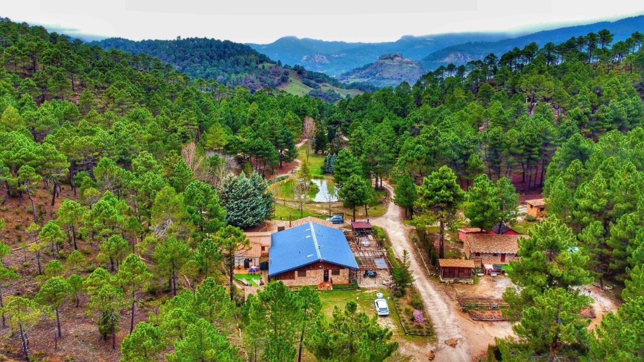 Casa Esmeralda en ZAFIRO LAGUNAZO Parque Natural Rio Mundo Riopar Riópar Exterior foto