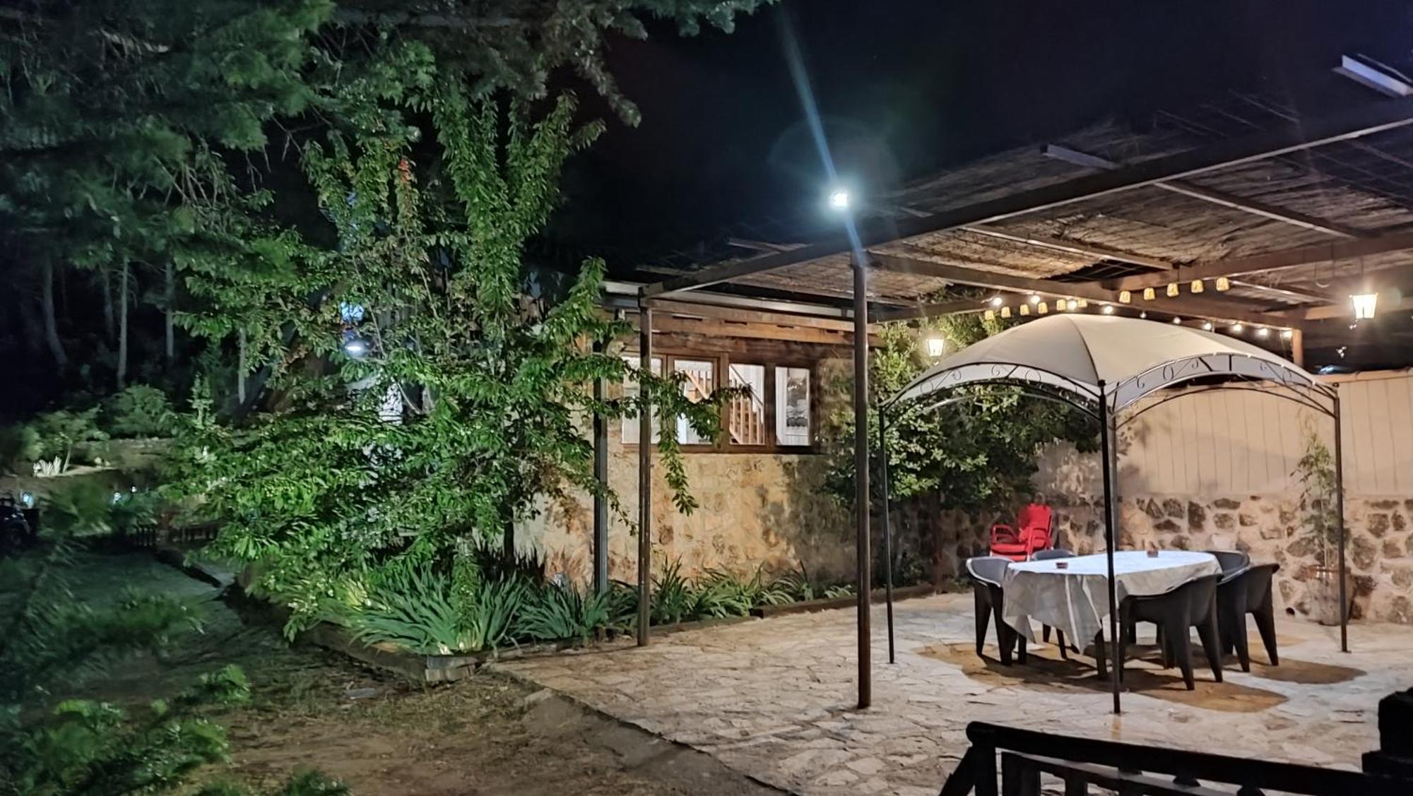 Casa Esmeralda en ZAFIRO LAGUNAZO Parque Natural Rio Mundo Riopar Riópar Exterior foto